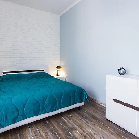1 Bedroom Apartment Near Elizabeth'S The Cathedral Lviv Exterior photo
