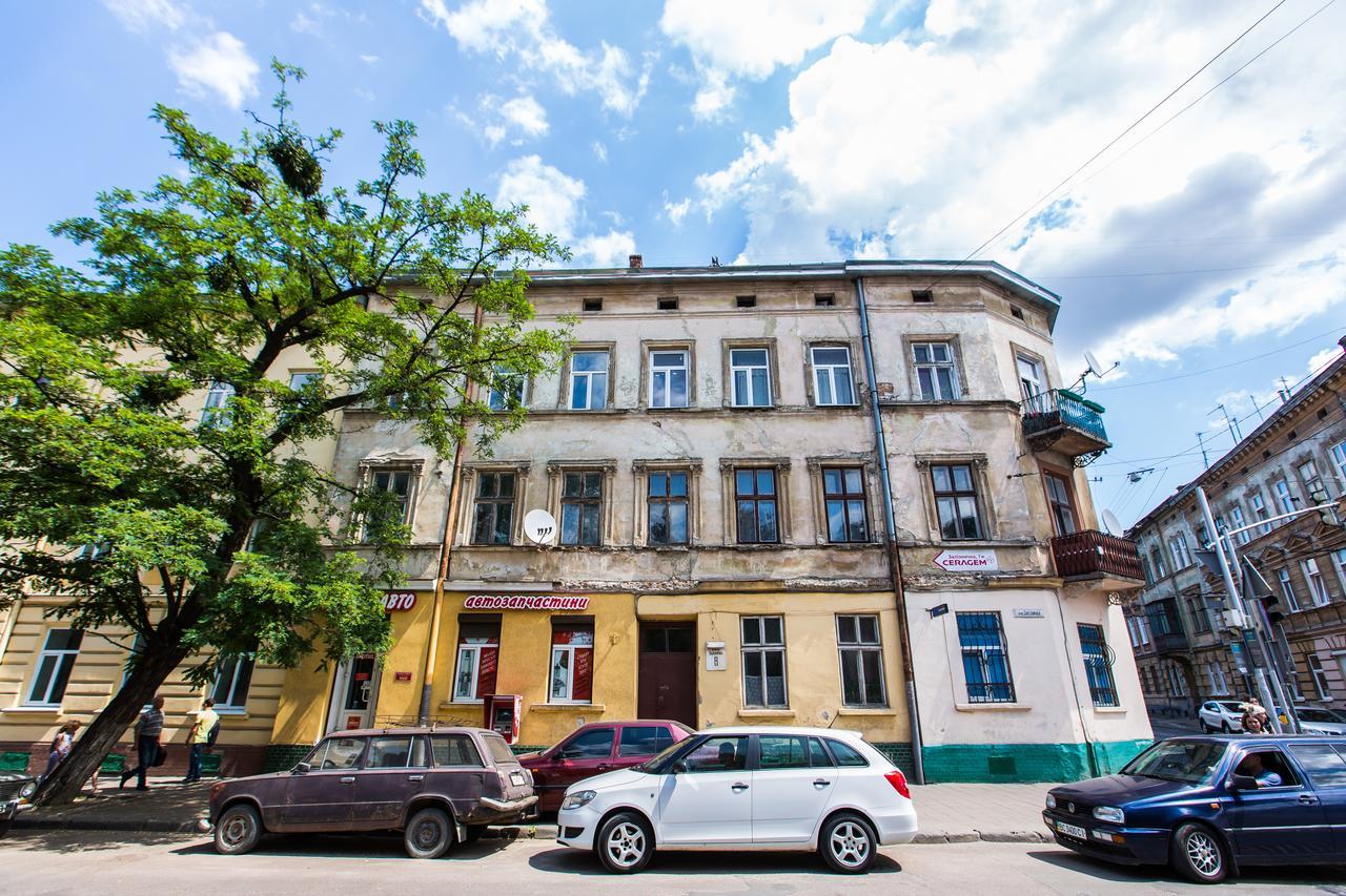 Apartment 1 Bedroom Near Elizabeth's The Cathedral