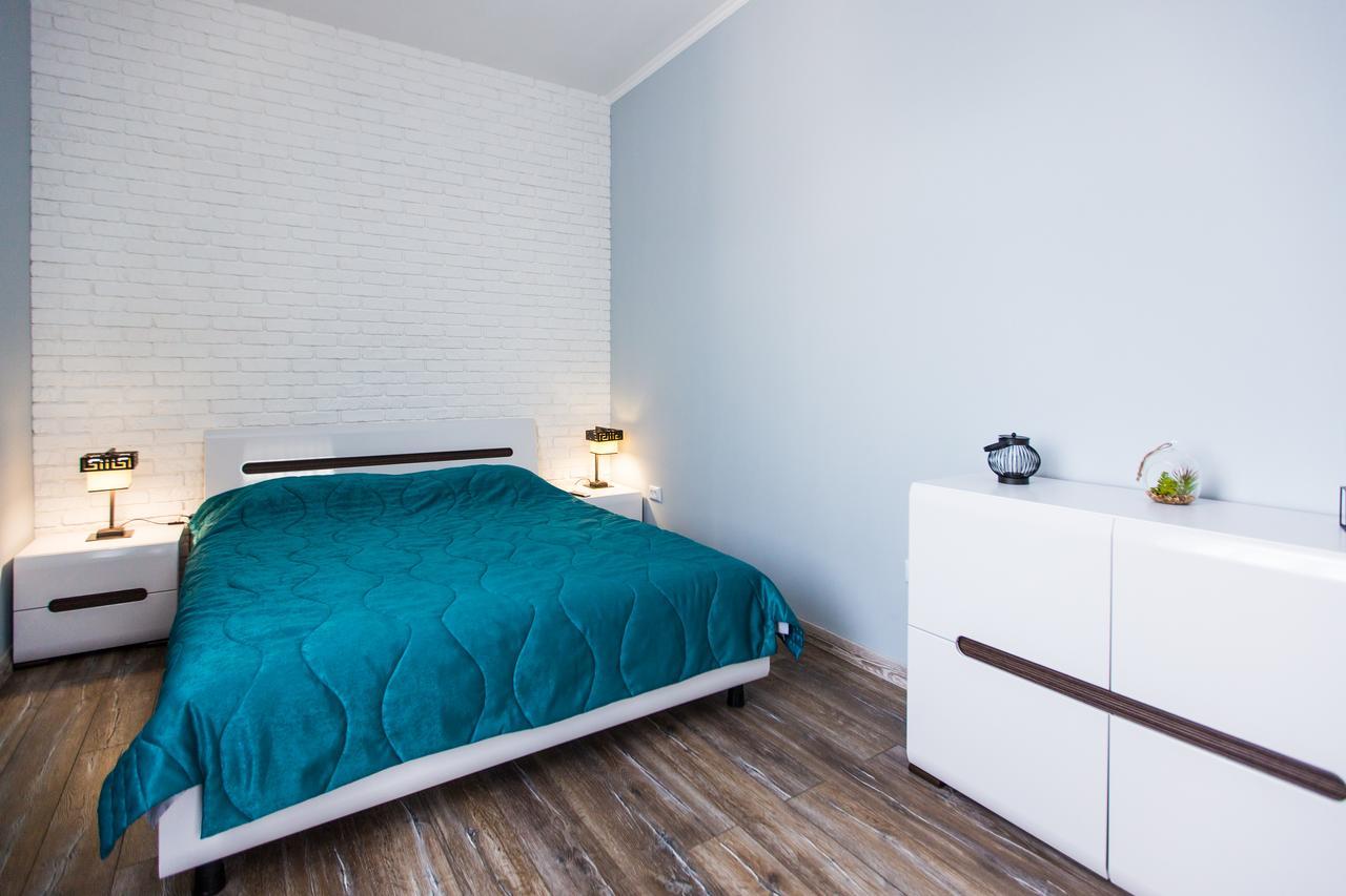 1 Bedroom Near Elizabeth's The Cathedral *